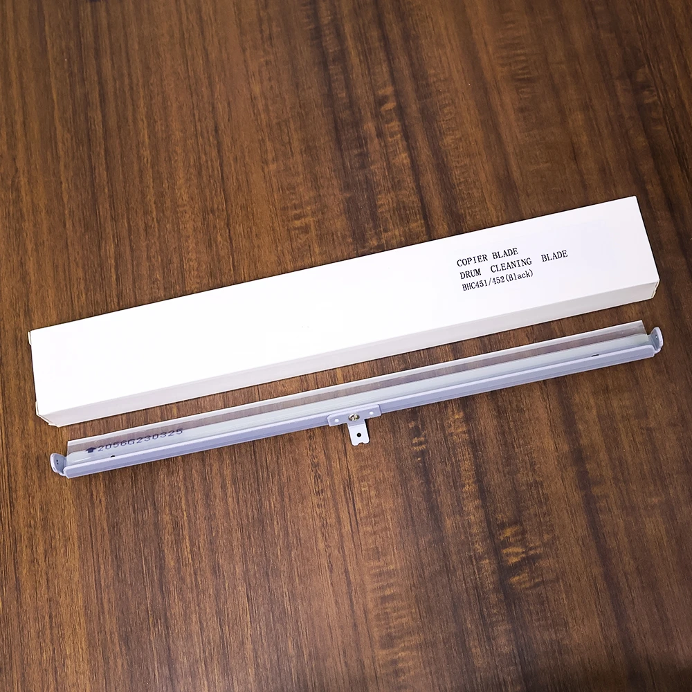 Copier Drum Cleaning Blade for Konica Minolta BHC451 / BHC452 (Black)